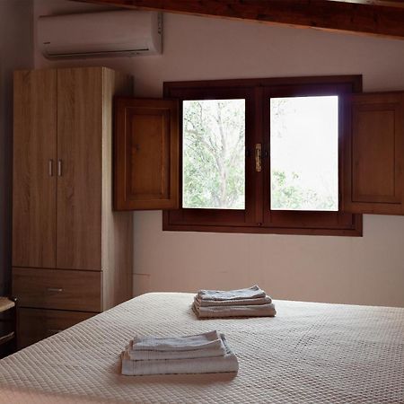 Bed and Breakfast Sa Guardia De Ferricci Соланас Экстерьер фото